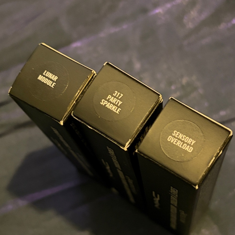 MAC Cosmetics Grand Illusion Liquid Lipcolour Trio - Picture 2 of 4